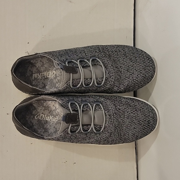 OLUKAI ALAPA LI‎ SNEAKERS (sz 8) - Picture 1 of 6